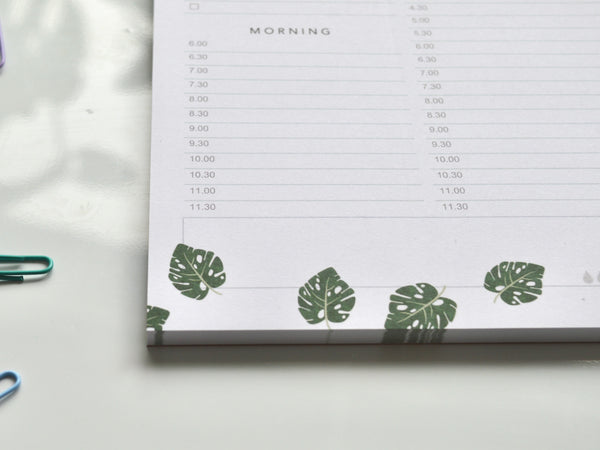 monstera leaf daily pad